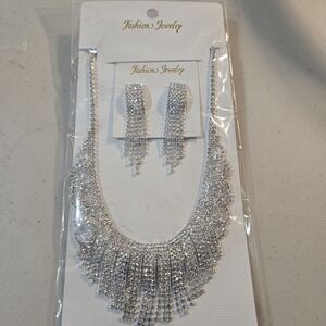 Elegant Silver Necklace and Earring Set